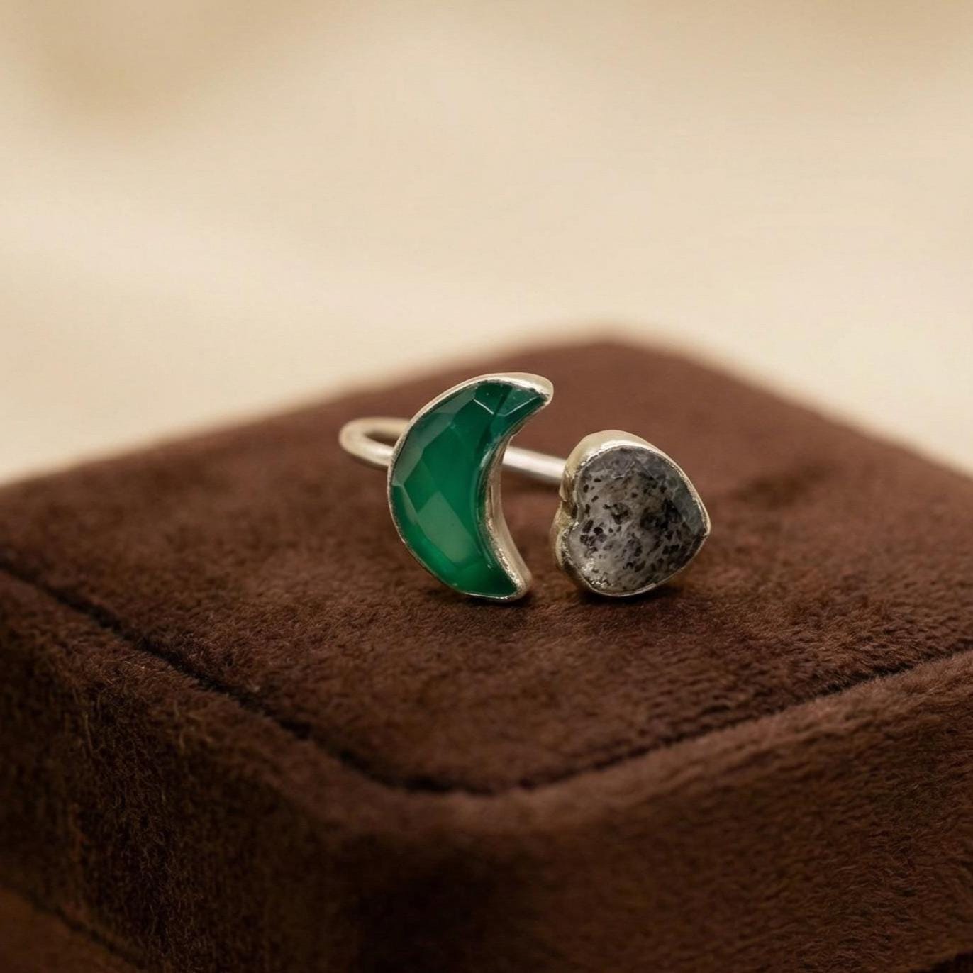 Sterling Silver Green Onyx Moon & Heart Ring: Adjustable Gemstone Band