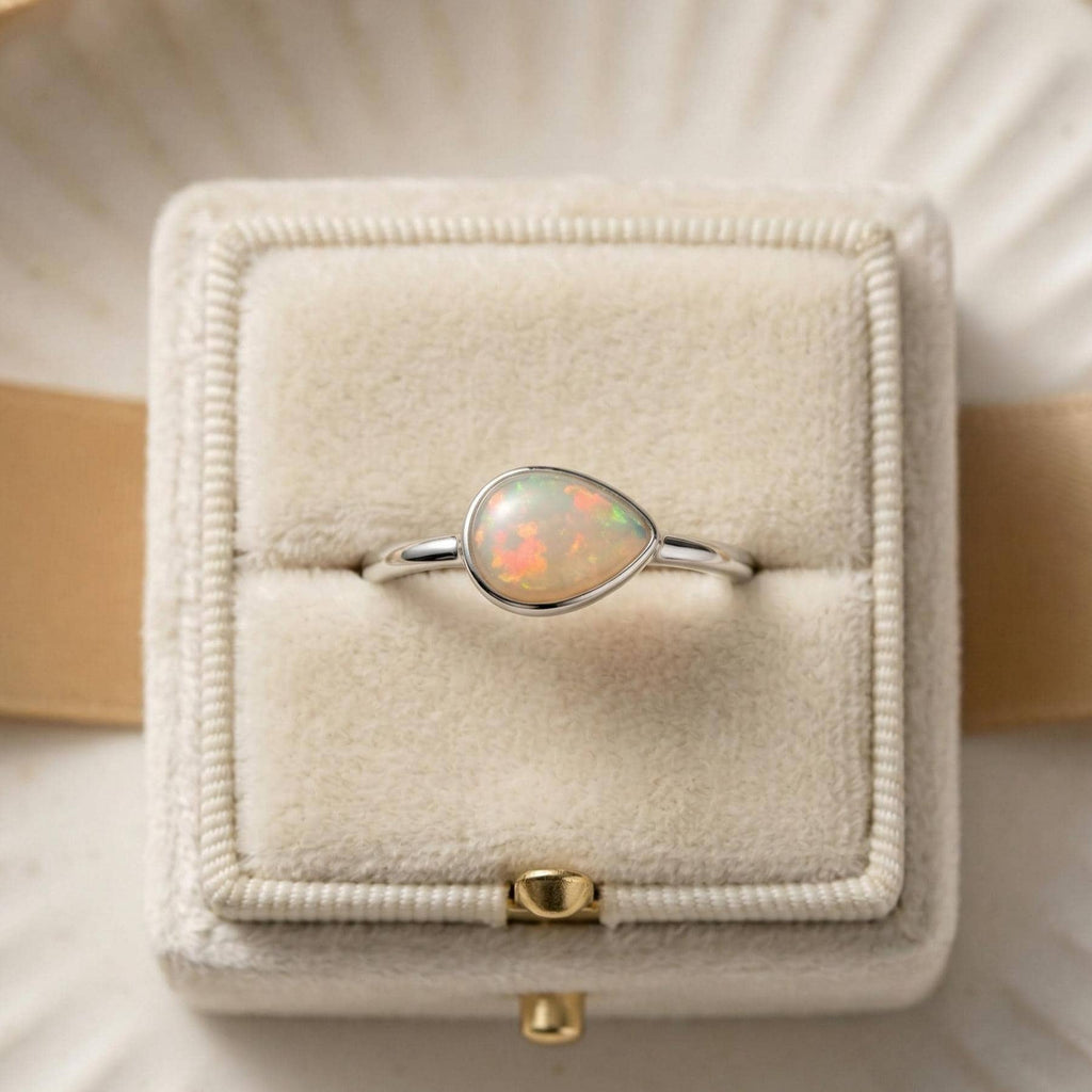 Opal Pan Ring – 925 Sterling Silver, Natural Opal Cabochon, Handmade Statement Jewelry