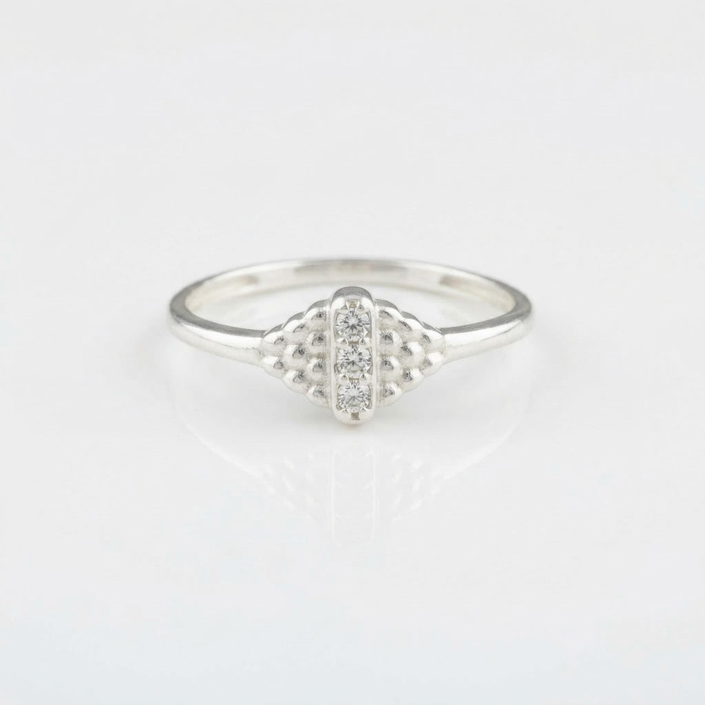 Art Deco White Gold Diamond Cluster Ring – Vintage Engagement Band