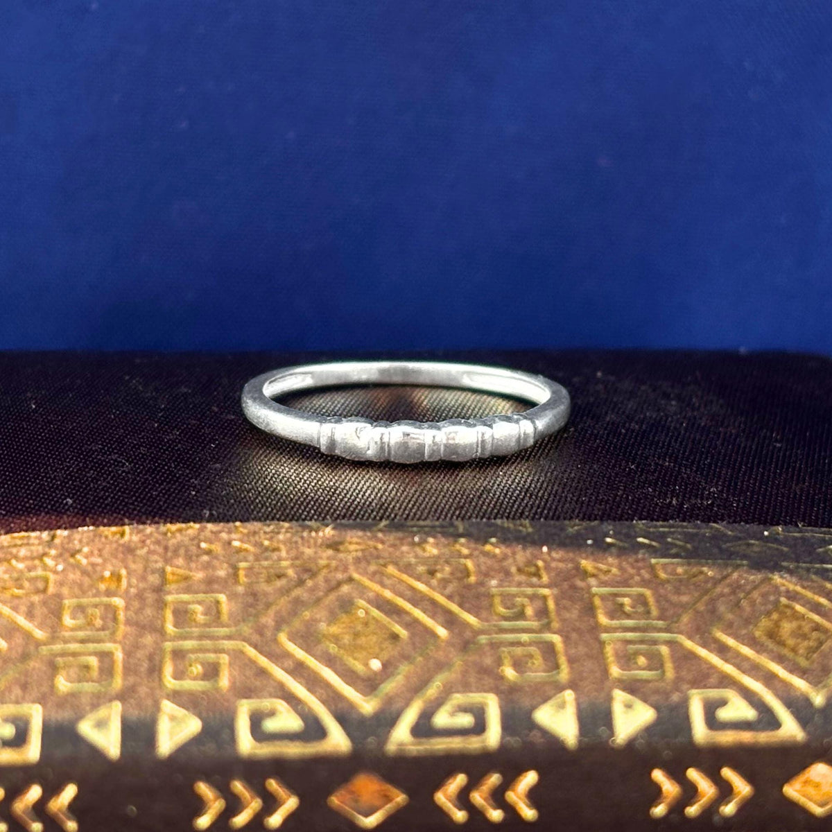 925 Sterling Silver Textured Ridge Band Ring - Minimalist Hammered Stackable Band, Dainty Everyday Stacking Ring,Silver Jewelry Gift for Her
