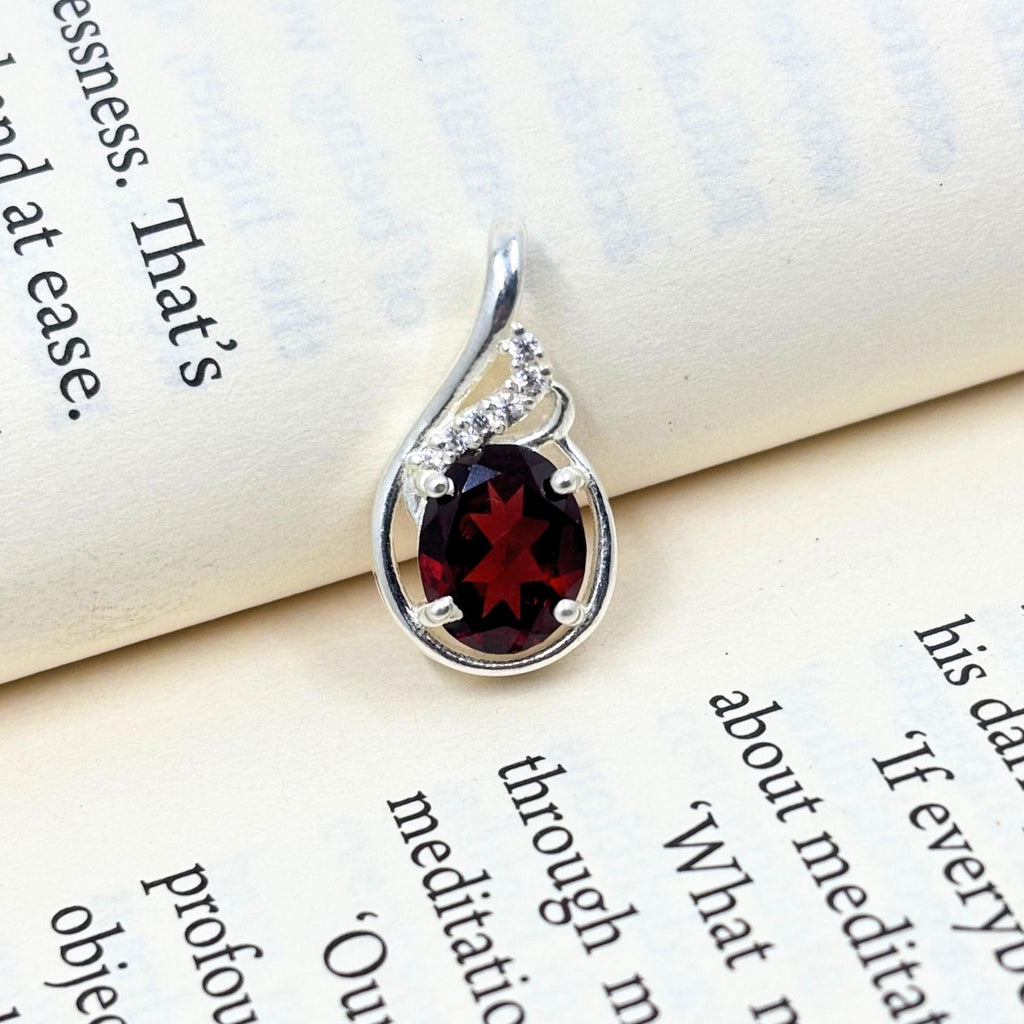 Garnet Oval CZ Pendant in 925 Sterling Silver – Deep Red January Birthstone Necklace, Elegant Gemstone Jewelry Gift for Her