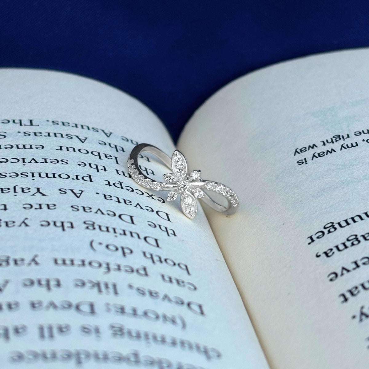 925 Sterling Silver CZ Flower Ring - Dainty Floral Marquise Petal Design with Pave CZ, Boho Nature Stacking Ring, Jewelry Gift for Her