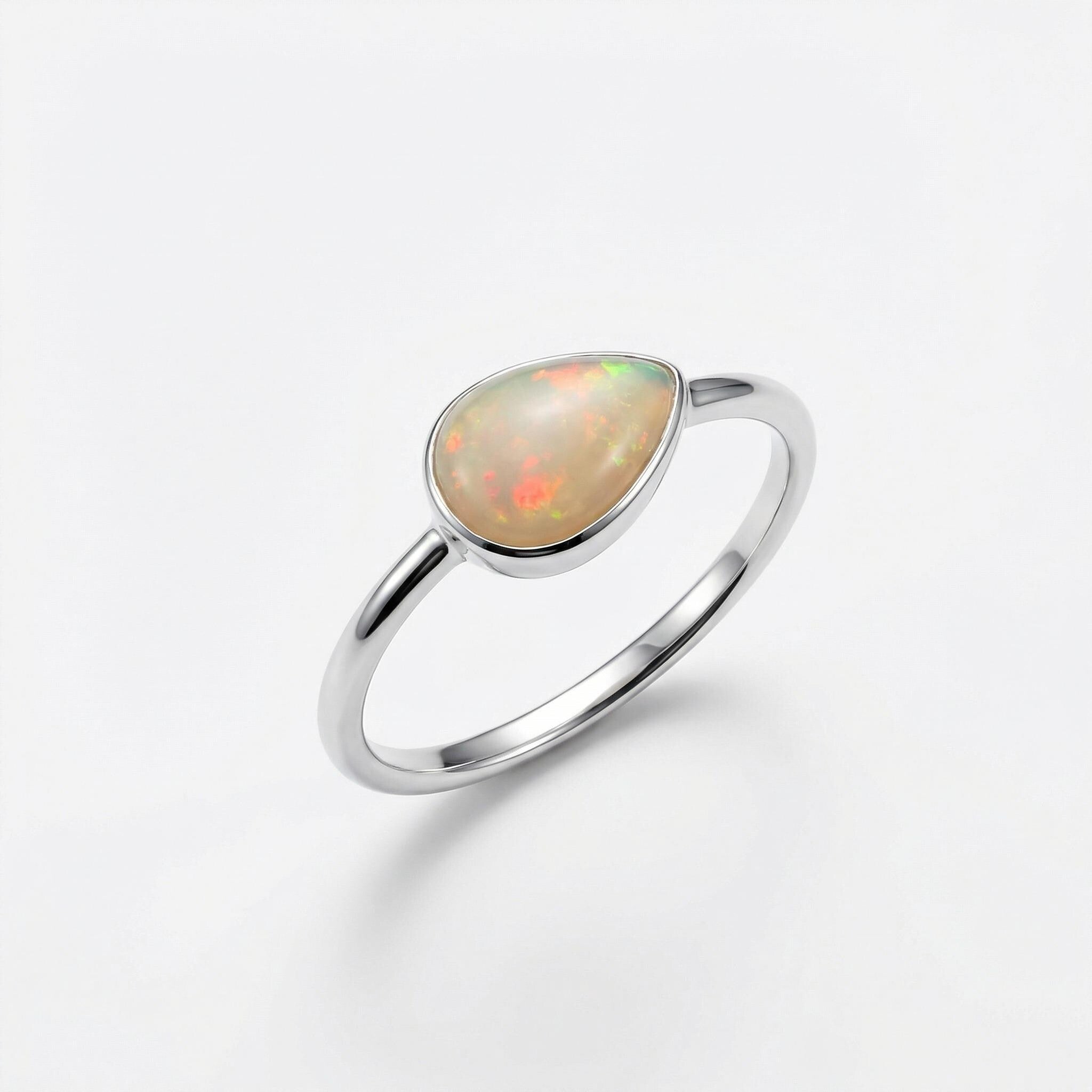 Opal Pan Ring – 925 Sterling Silver, Natural Opal Cabochon, Handmade Statement Jewelry