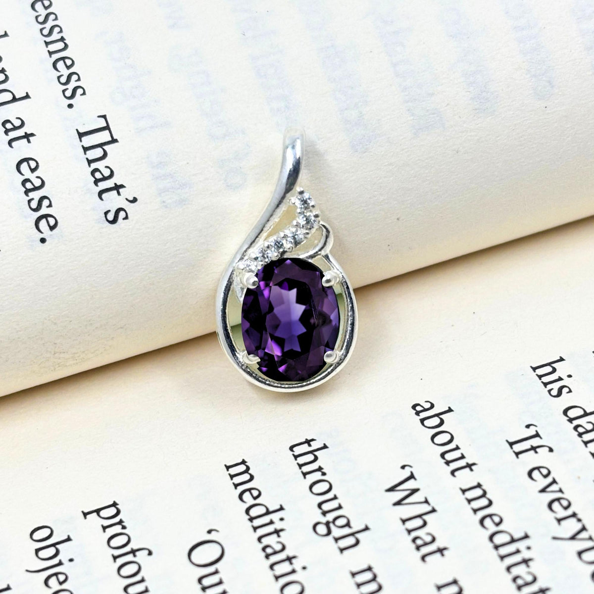 Amethyst Oval CZ Pendant in 925 Sterling Silver – Elegant Purple Gemstone Necklace, Sparkling February Birthstone Jewelry Gift for Her