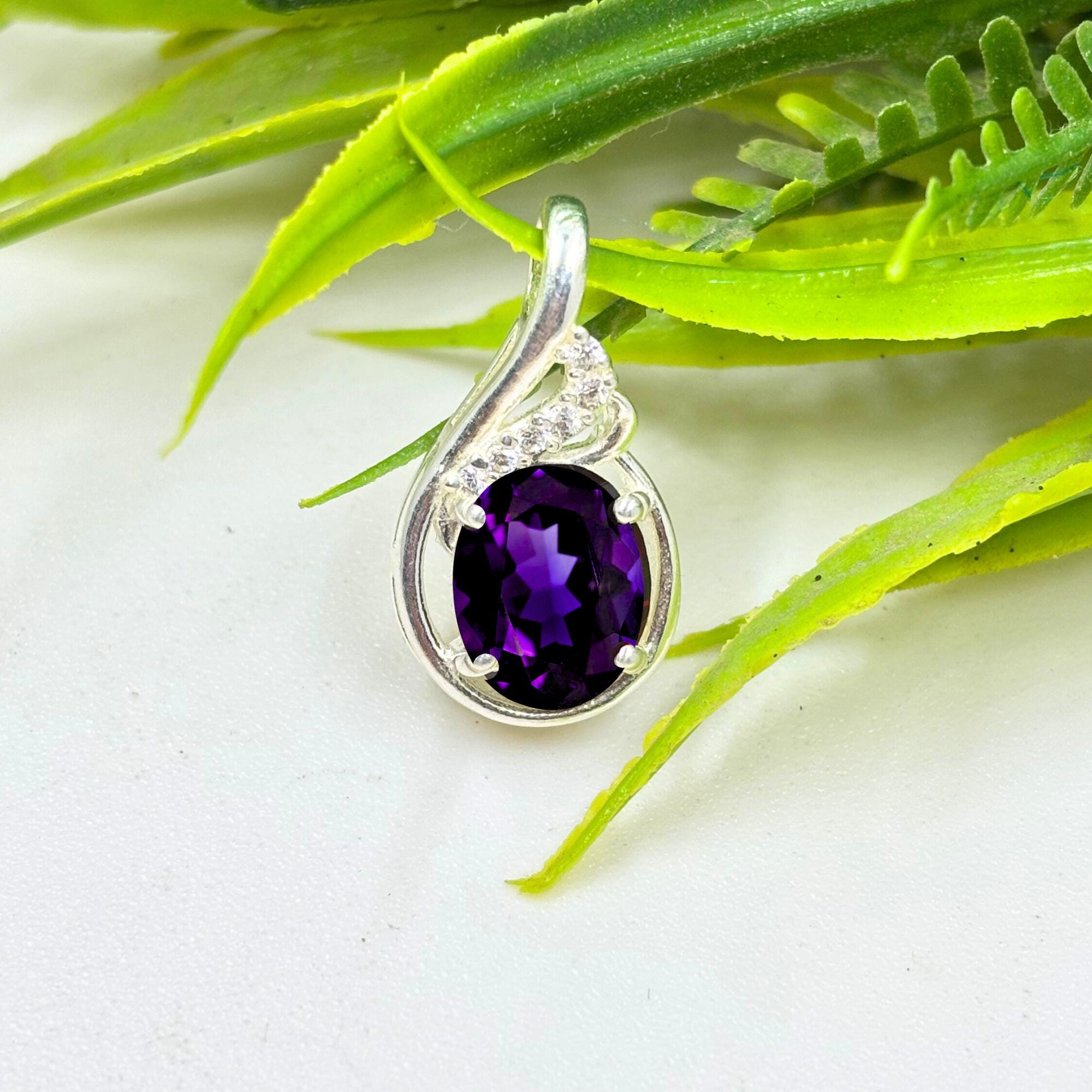 Amethyst Oval CZ Pendant in 925 Sterling Silver – Elegant Purple Gemstone Necklace, Sparkling February Birthstone Jewelry Gift for Her