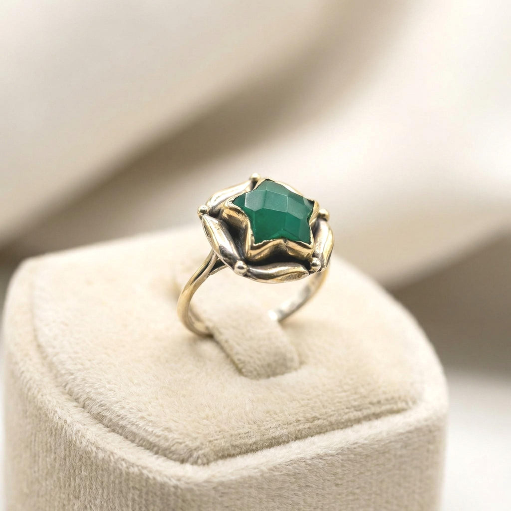 Green Onyx Star Ring: 925 Sterling Silver Celestial Jewelry