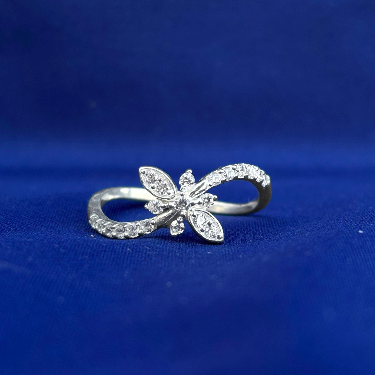 925 Sterling Silver CZ Flower Ring - Dainty Floral Marquise Petal Design with Pave CZ, Boho Nature Stacking Ring, Jewelry Gift for Her